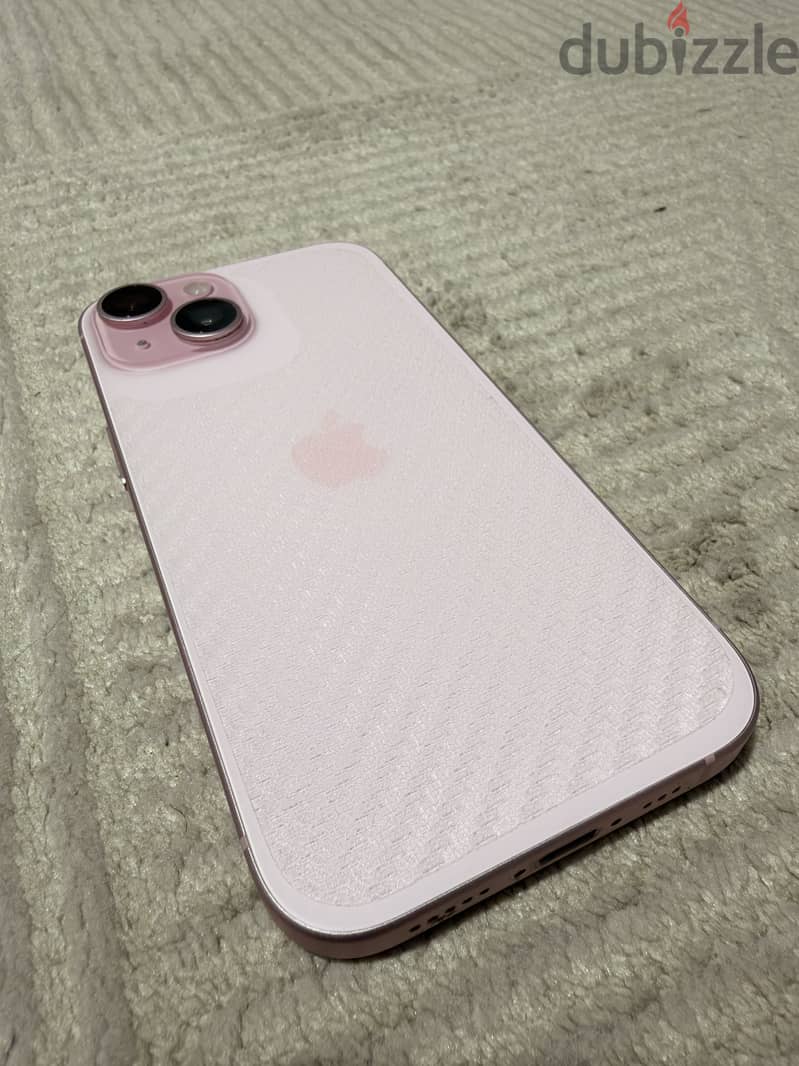 iPhone 15 6