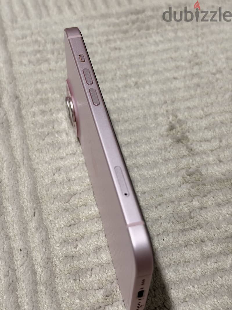 iPhone 15 7