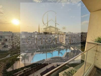 4-bedroom penthouse for sale in SODIC Villette, New Cairo. Prime location with a direct view of the sports club. Immediate delivery (resale) at an exc