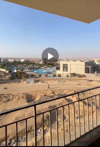 بنت هوس ١٥٥م متشطب  بتسهيلات  كمبوند او ويست اكتوبر