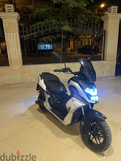 keeway vtr01 3000 watt