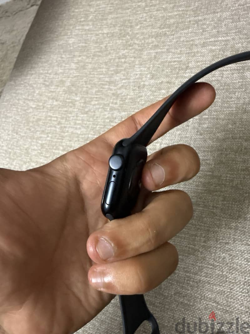 Apple watch Se (GPS) (2nd Generation) 2