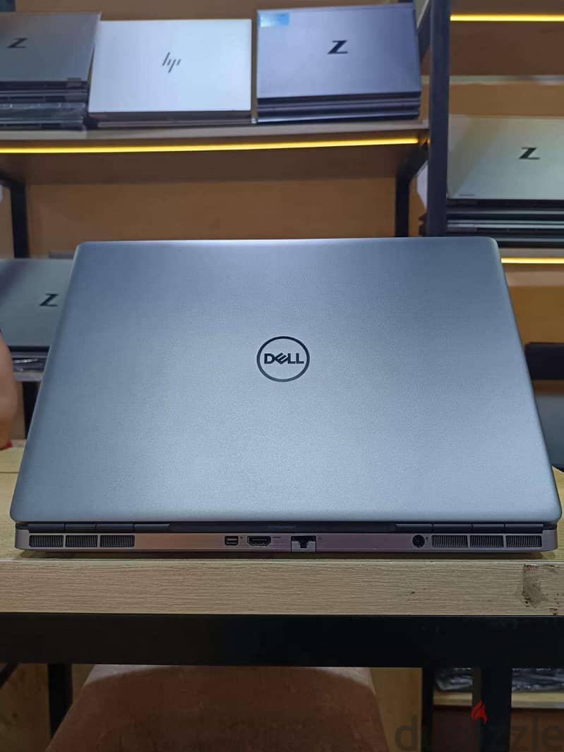Dell precision 7560 3