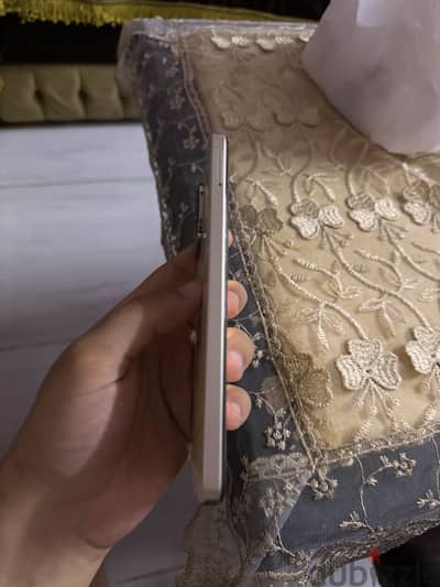 Realme 11