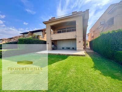 Villa for Sale with a Full Red Sea View inside Telal El Sokhna    Fully finished villa including ACs and Kitchen Cabinets, offered at a great price wi