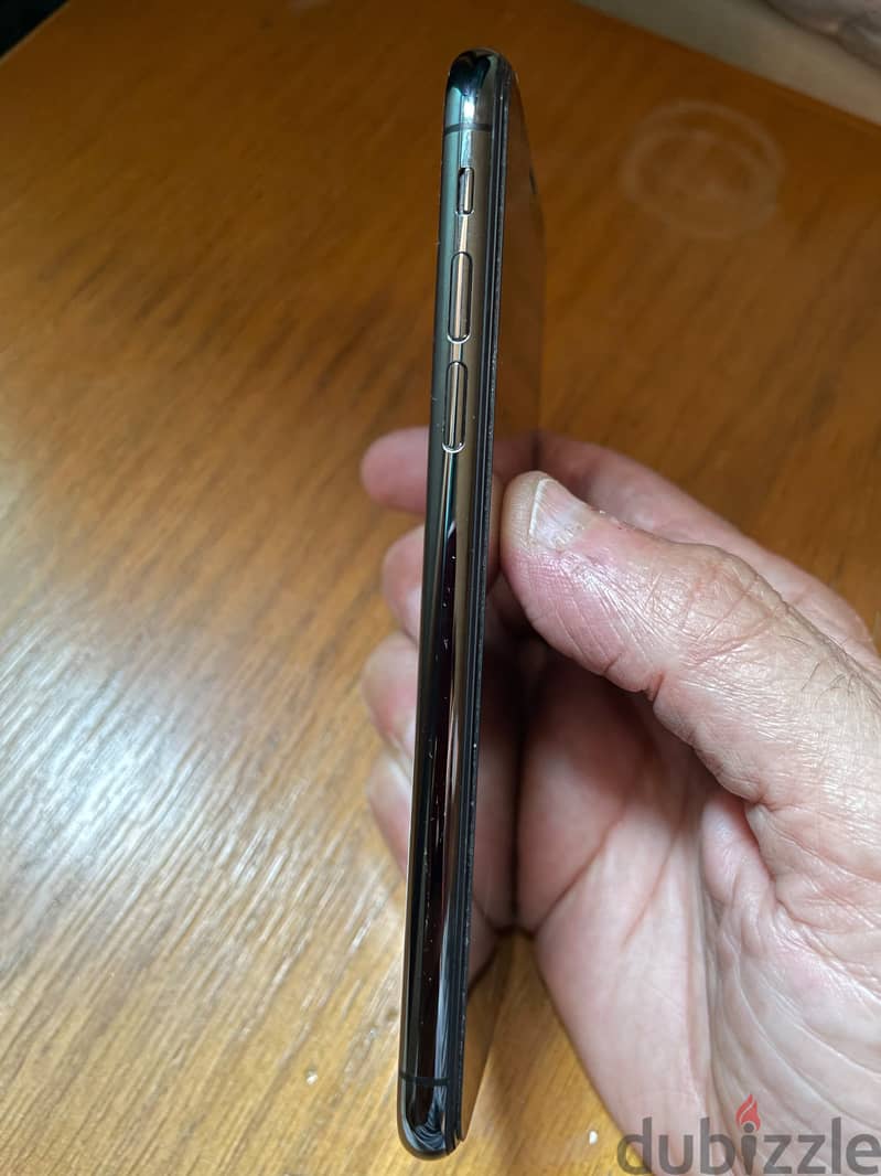 Apple - iPhone X 3