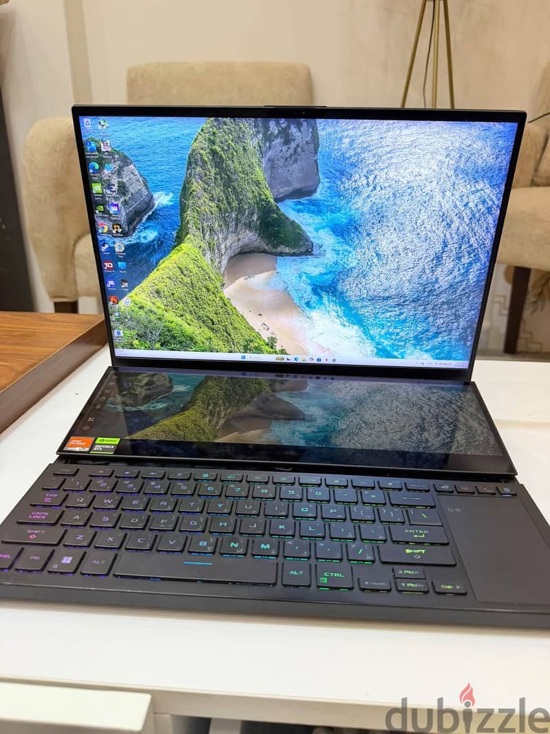 ASUS ROG Zephyrus Duo 16 GX650PY  4