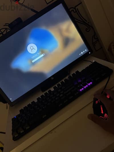 كيسة Dell Precision 5810 كاملة بالملحقات – شاشة + كيبورد + ماوس