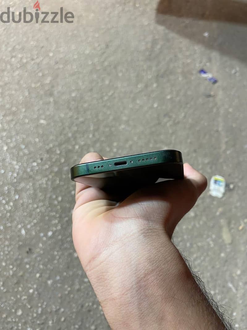 iPhone 13  256 gb 3