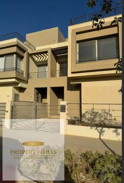 villa for sale in palm hills new cairo prime location hot offer cash 20.000. 000 only