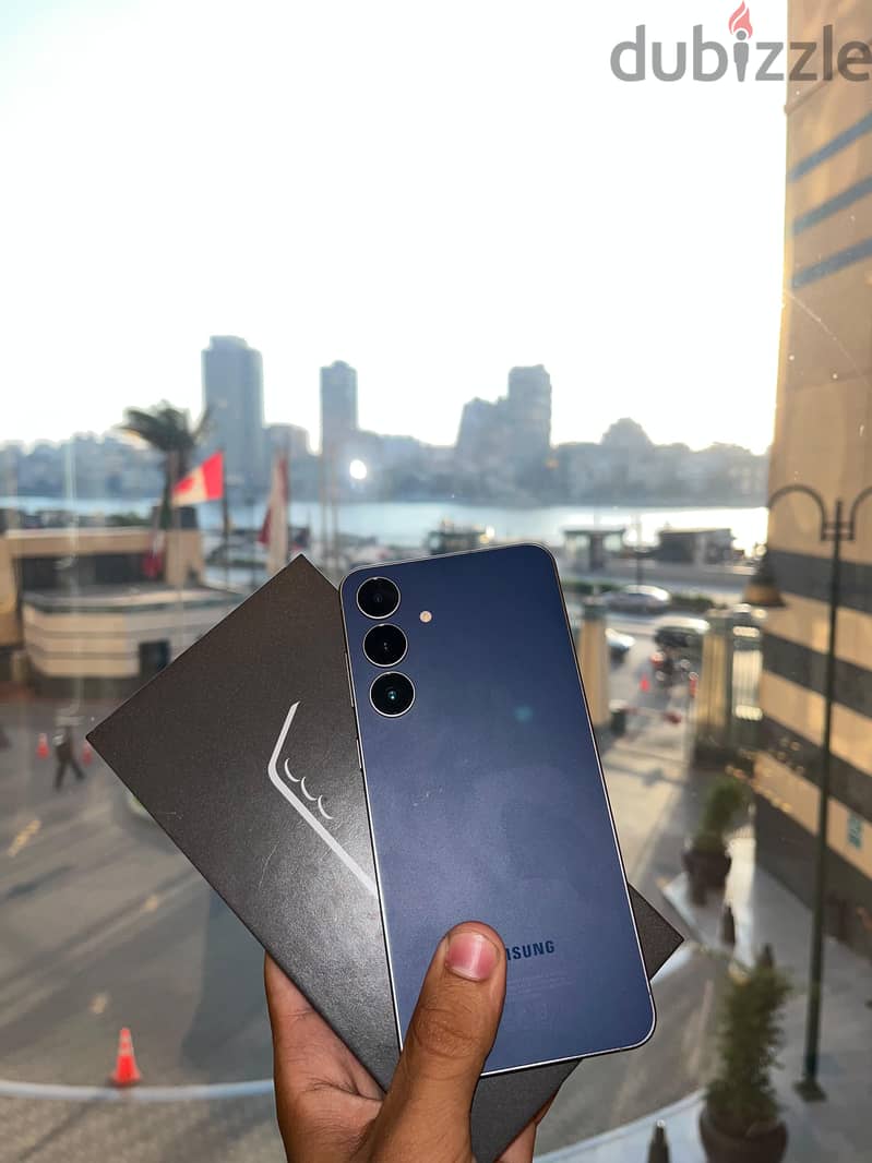Samsung S25 FE 6