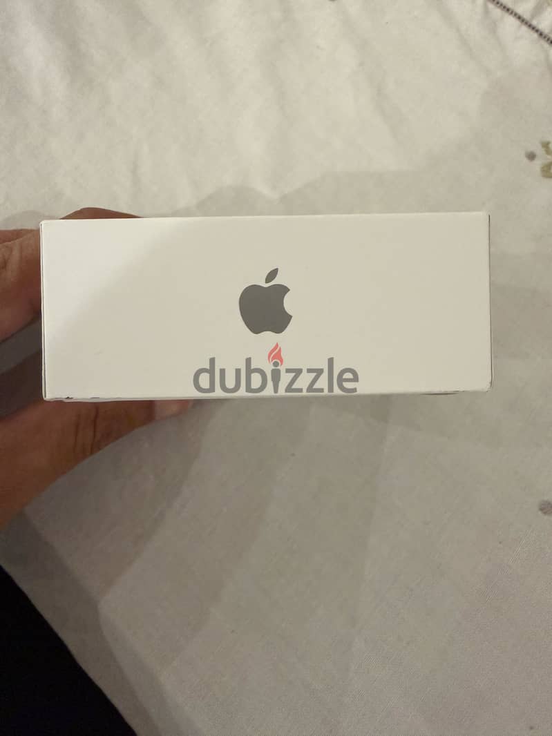 Apple Airpods 5 (New) 1