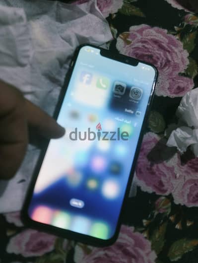آبل - آيفون اكس اس ماكس256 شروخ ف الظهر  بطاريه 100تواصل01007036149