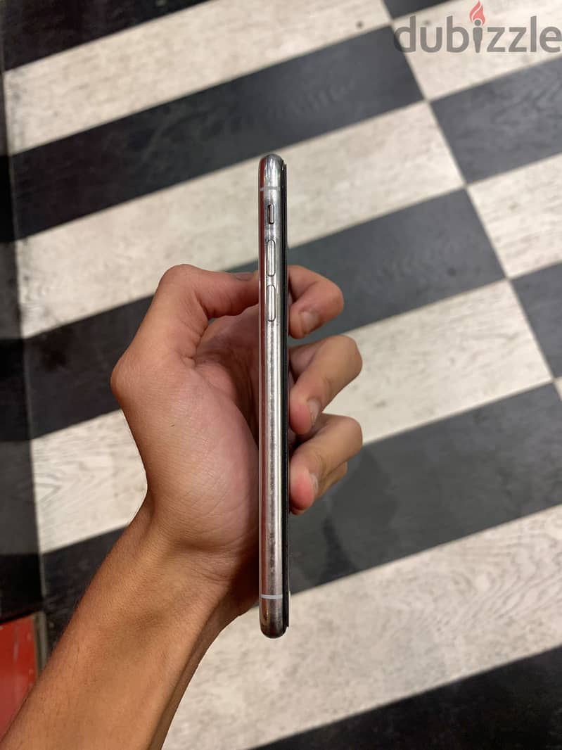 Apple - iPhone X 2
