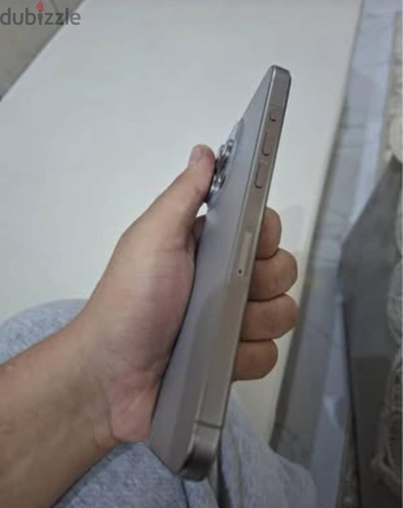 Apple - iPhone 15 Pro Max 2