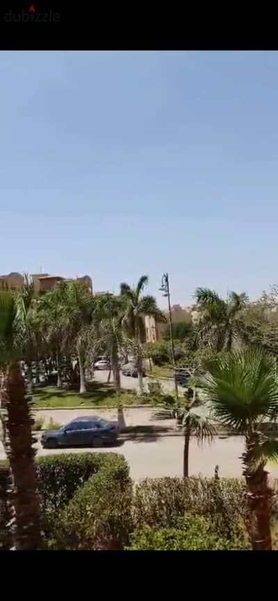 شقة لقطة (نصف تشطيب) للبيع كاش من المالك مباشرة في كمبوند حي المنتزه