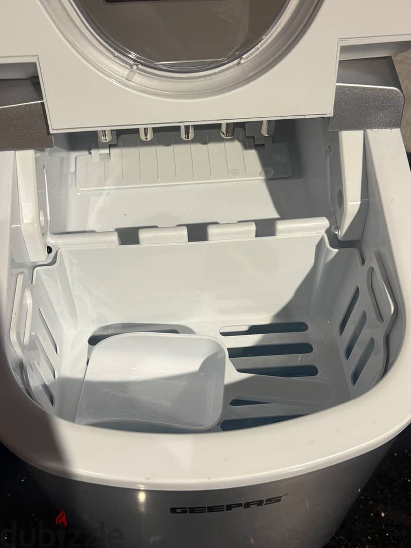 Ice maker 2