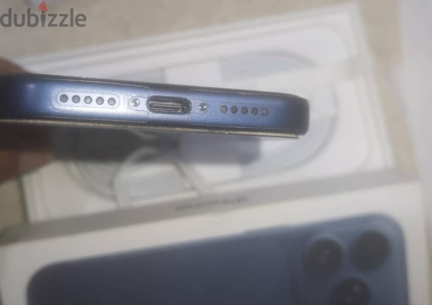 Apple - iPhone 17 Pro 4