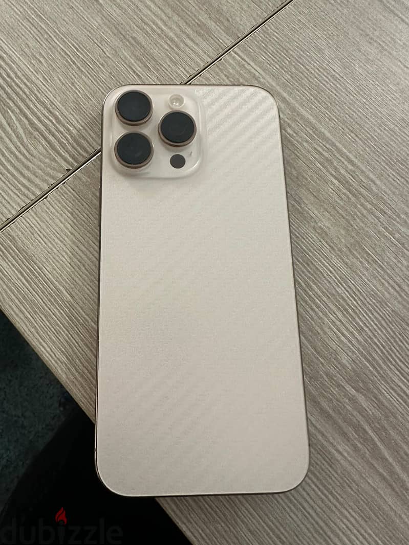 Apple - iPhone 16 Pro Max 2