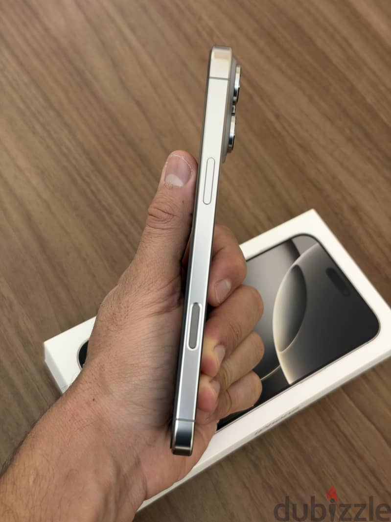 Apple - iPhone 16 Pro Max 2