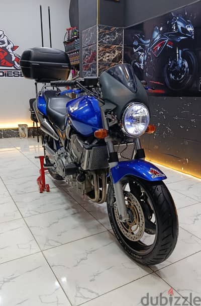 هورنت 2002/900cc