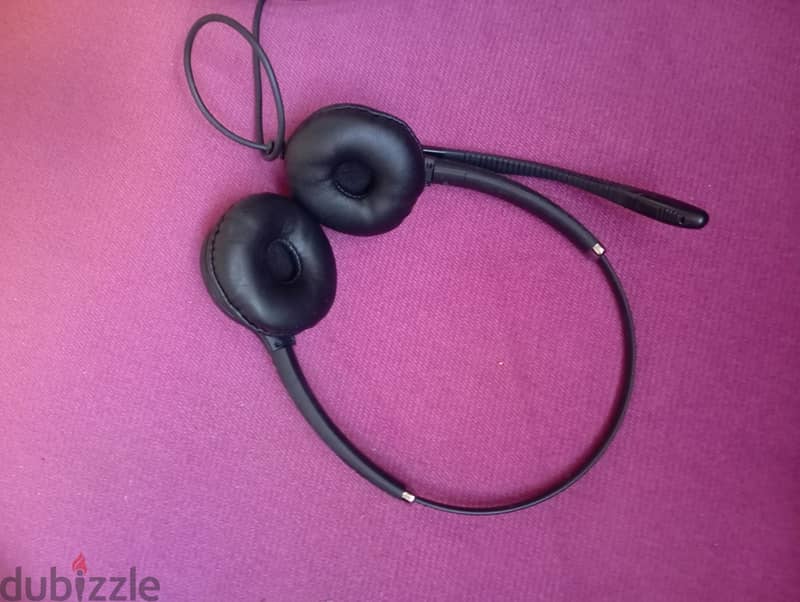 AxTel headset 1