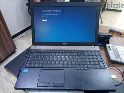 لابتوب ايسير