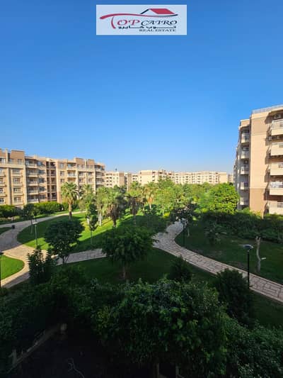  فرصة لا تتكرر ومن النوادر للبيع   شقة 96م في مدينتي B11  تشطيب فندقي Ultra Super Lux  Wide Garden |