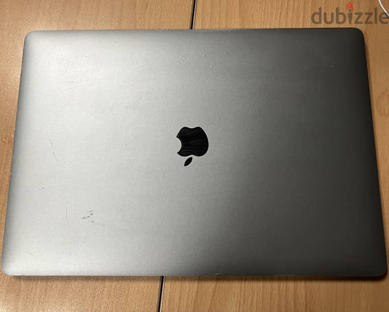 MacBook Pro 2018 – 15 inch 4