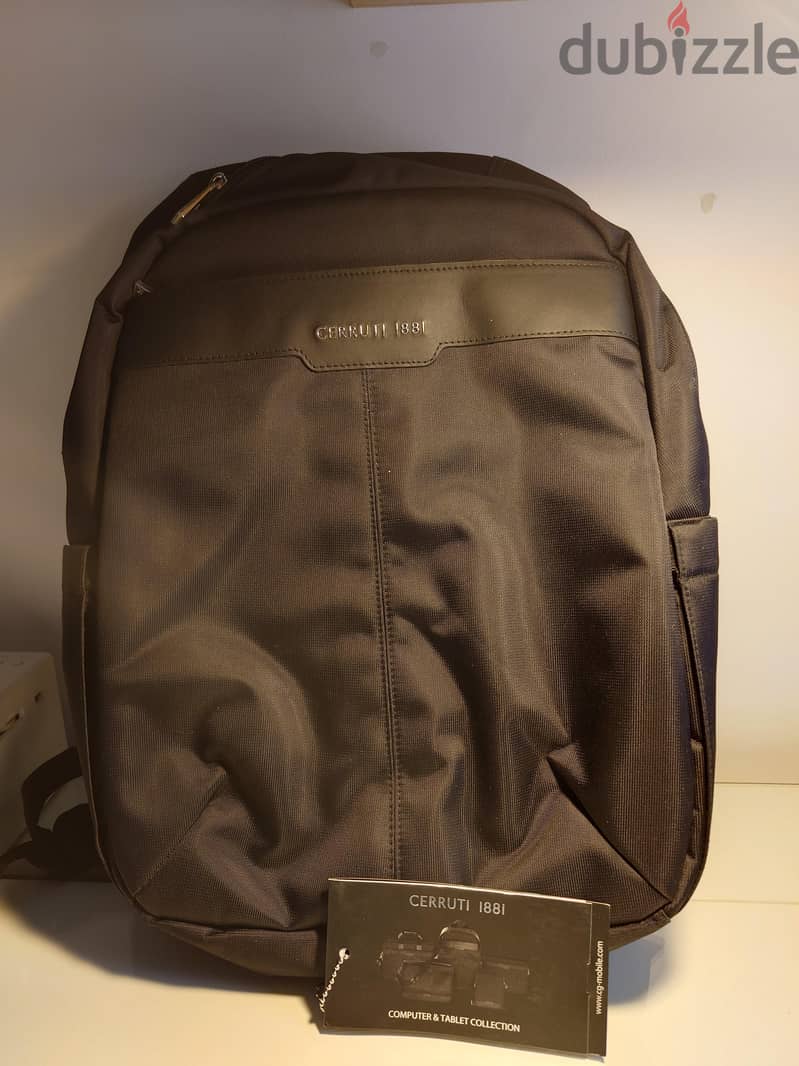 Cerrruti backpack ( original) new condition 4