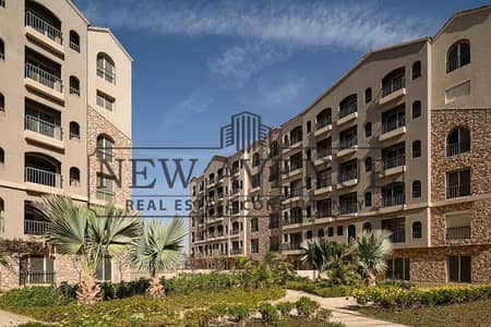 Best price in market 3 bedrooms ready to move for sale in green square with prime location  mostakbal city