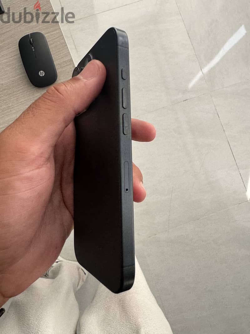 Apple - iPhone 15 Pro 4