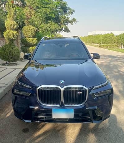 BMW X7 M60i 2024