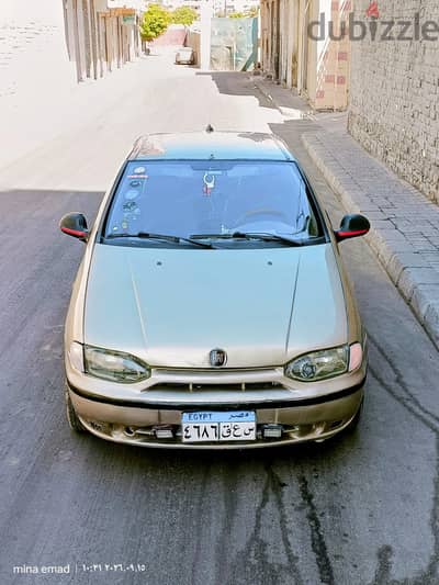 فيات سيينا 2000
