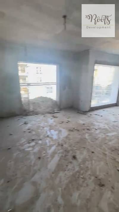 للبيع شقة متشطبة بالكامل استلام قريب بموقع مميز بجاردن لايكس - اكتوبر For Sale Finished Apartment, near delivery, at a prime location in Garden Lakes
