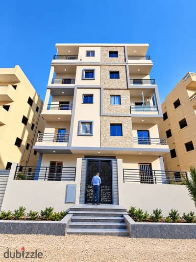 قطعة ارض في احياء اكتوبر الجديده عند باديه وال 800فدان وجامعة القاهر الجديده وعلى طريق الواحات