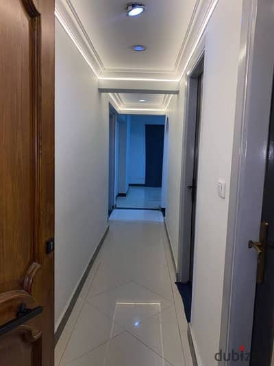 Furnished, air-conditioned hotel-style apartment next to City Stars, available for daily and monthly rent for families. Excellent location in Nasr Cit