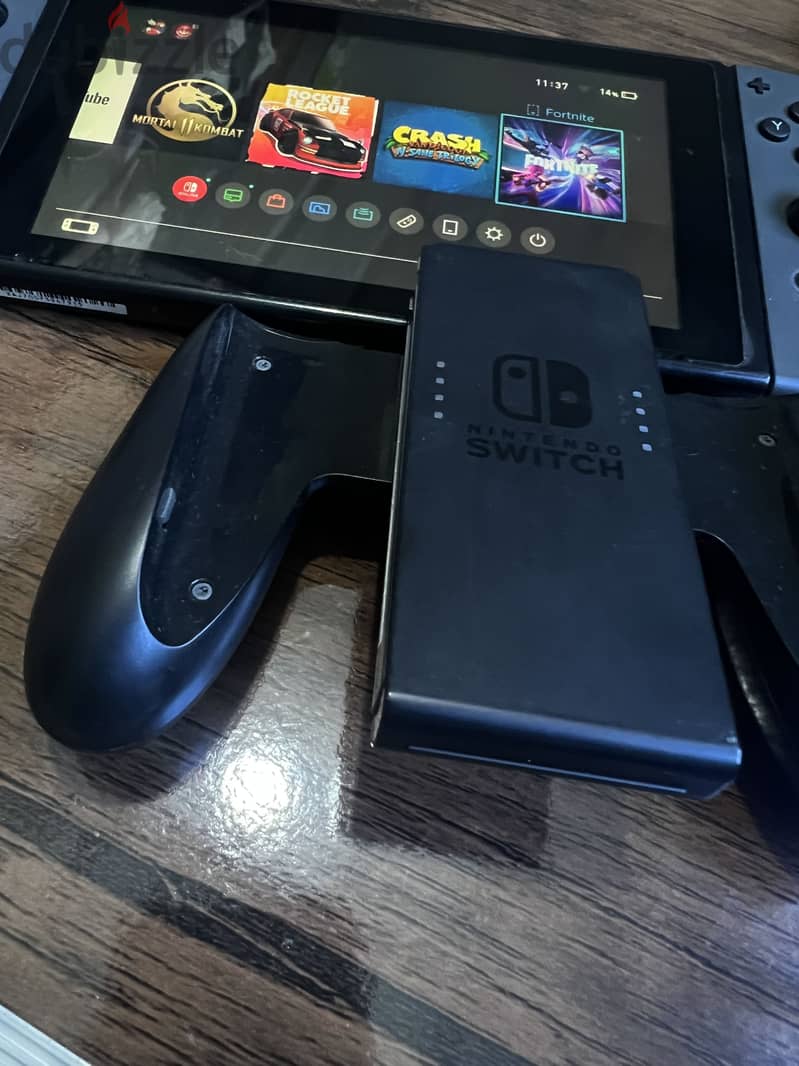 Nitendo Switch 64g 7