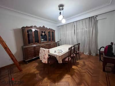 Apartment for sale and immediate delivery 185m in Heliopolis behind Hollywood Club Roxy, facing to the street and northern from all sides, suitable for investment and residence in the heart of Heliopolis