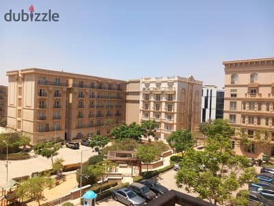 شقة للإيجار في هايد بارك القاهرة الجديدة التجمع الخامس موقع مميز