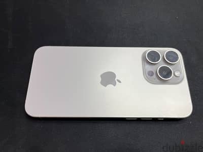  **iPhone 15 Pro Max — 256GB**   البطارية: **80%**  ضد الماء 