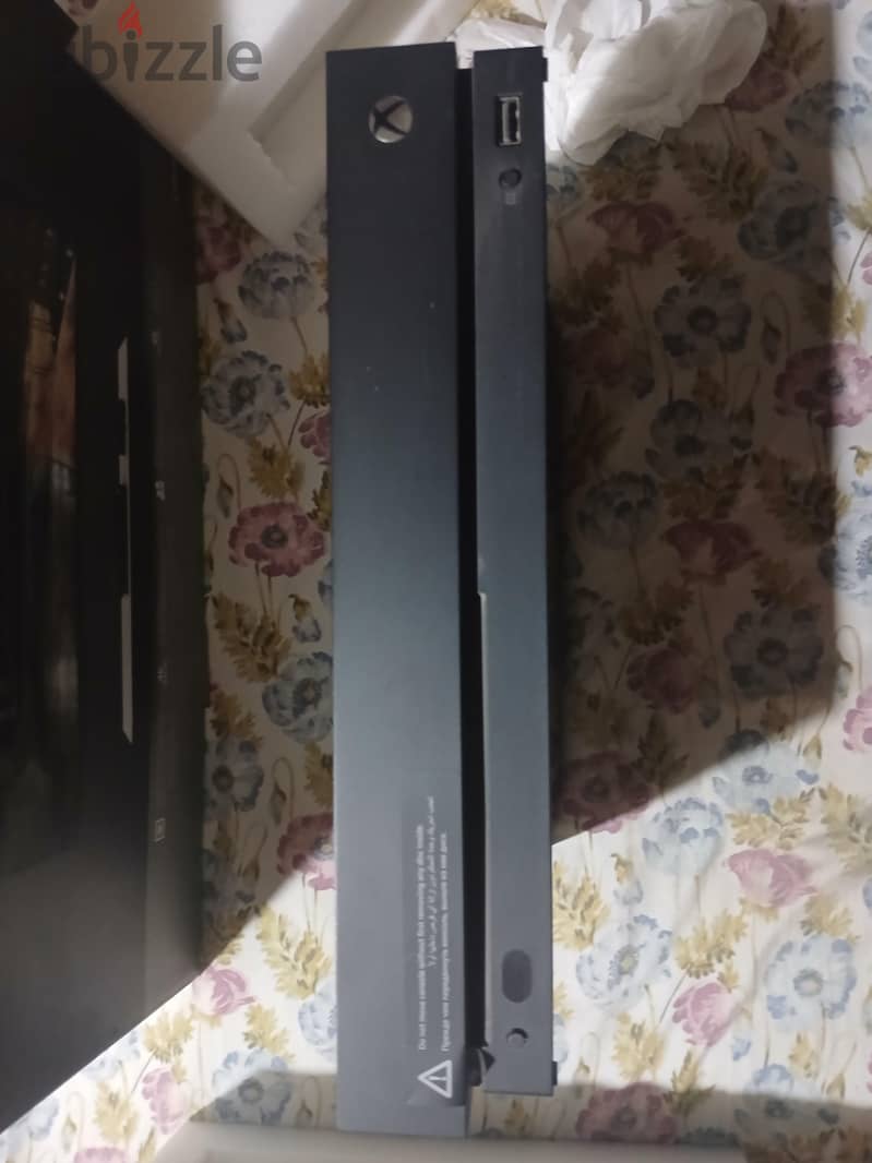 Xbox One X Series 5