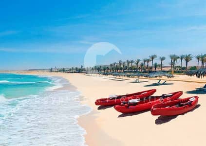 شاليه بإطلالة كاملة على البحر 3 غرف نوم في سيزر من سوديك براس الحكمة بـ 5% دفعة أولى