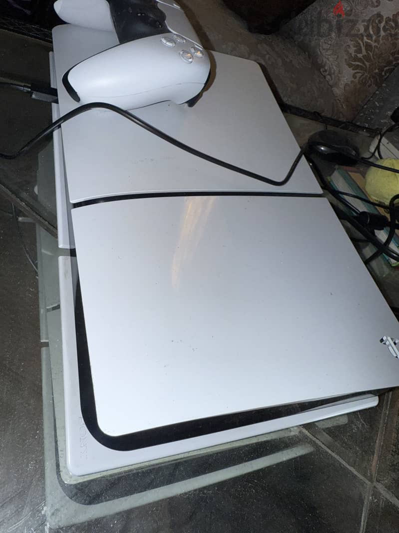 Playstation 5 slim cd 1