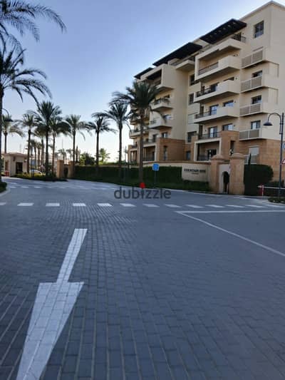 Fully Finished with ACs and Ready Penthouse for Sale in Uptown Cairo Emaar Prime Location