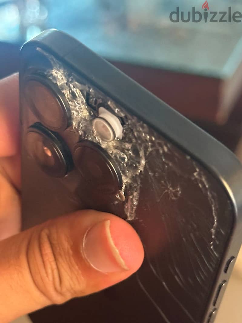 Apple - iPhone 15 Pro 6