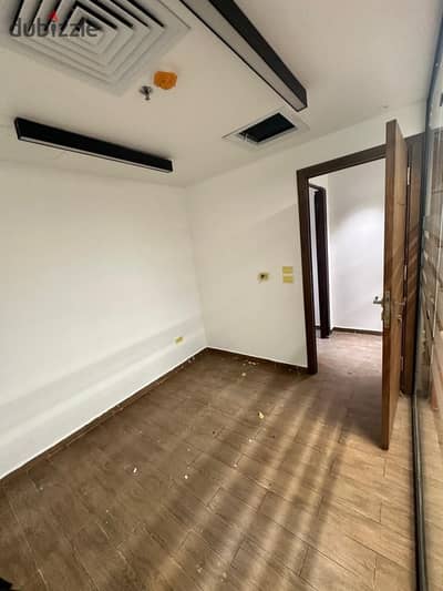 90 SQM Office for Rent in Park Street Mall | Ultra Super Lux Finishing