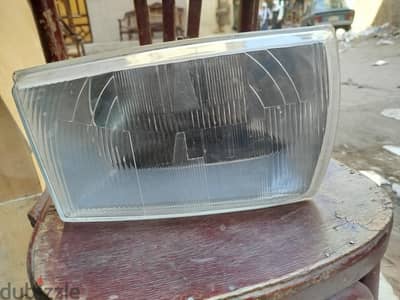 فانوس عربيية بيجو كامل فردة واحدة بحالة الزيرو