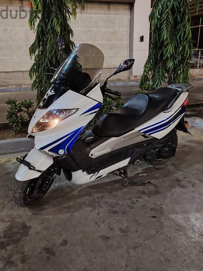 سكوتر بينيلي زافيرانو ٢٥٠