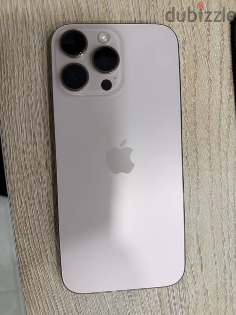 Apple - iPhone 16 Pro Max 2
